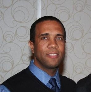 Meet your Posher, Derrick